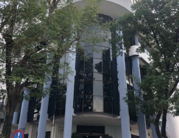 Toà nhà nguyên căn đường Hòa Hưng Quận 10