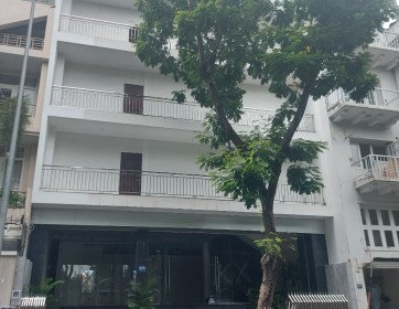 Toà nhà nguyên căn đường Cao Thắng,  Quận 10 
