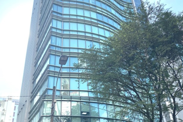 Minh Long Tower – Đường Bà Huyện Thanh Quan – Phường Xuân Hòa