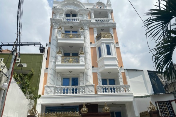 Toà nhà nguyên căn đường Trần Quang Khải Quận 1
